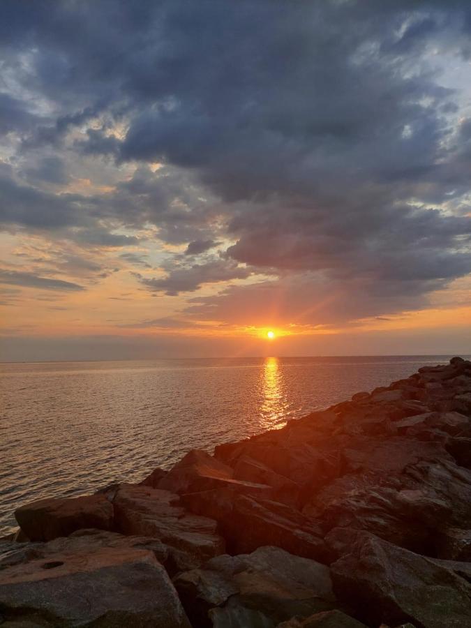 Al Mare Hotel Констанца Екстериор снимка